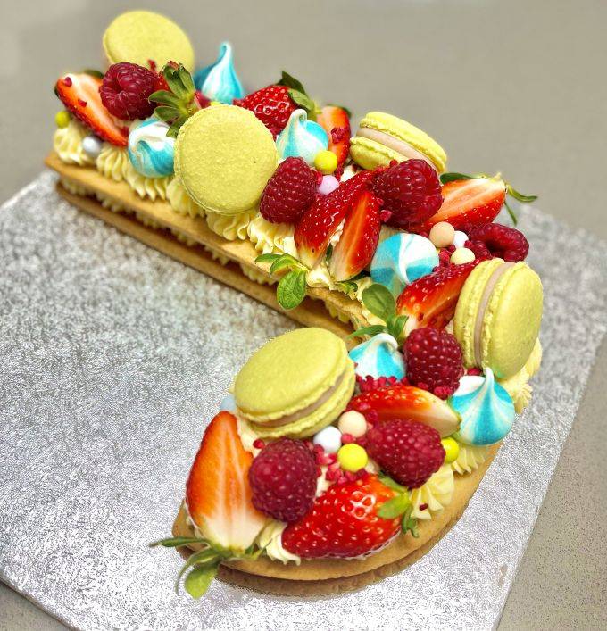 Number or letter cream tart - Baked by Mi