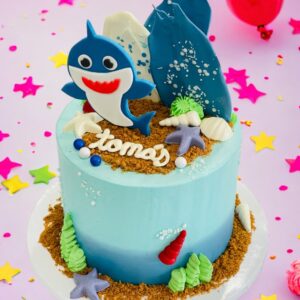 Baby Shark cake